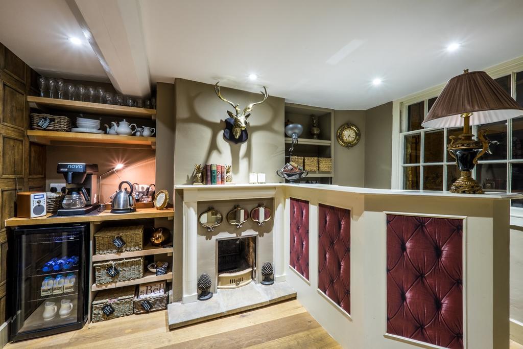 Stuart House Boutique Bedrooms ストウ・オン・ザ・ウォルド エクステリア 写真